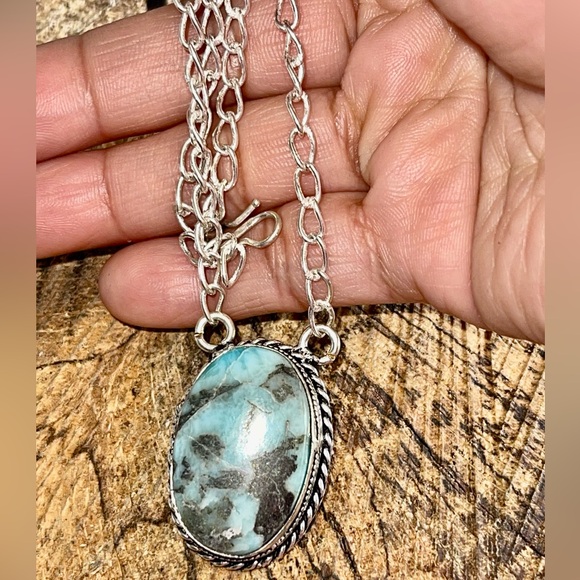 🚨SALE!🚨 DR Caribbean Larimar Necklace - Picture 3 of 9